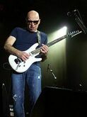 Joe Satriani on Nov 14, 2022 [921-small]