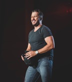 Luke Bryan / Mitchell Tenpenny / Jackson Dean on Oct 14, 2022 [000-small]