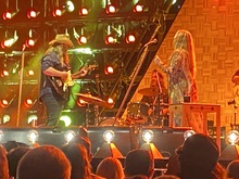 Chris Stapleton / Elle King / Madeline Edwards on Jul 28, 2022 [187-small]