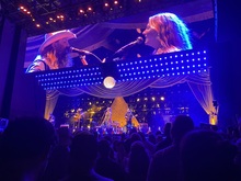 Chris Stapleton / Elle King / Madeline Edwards on Jul 28, 2022 [189-small]
