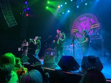 Sorry SweetHeart / The Lillingtons / The Gamits / Less Than Jake on Dec 31, 2018 [388-small]