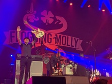 Flogging Molly / Violent Femmes / Me First And The Gimme Gimmes / THICK on Oct 20, 2021 [789-small]
