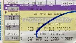 Red Hot Chili Peppers / Foo Fighters / The Bicycle Thief on Apr 29, 2000 [496-small]