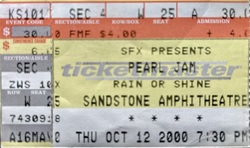 Pearl Jam / Supergrass on Oct 12, 2000 [523-small]