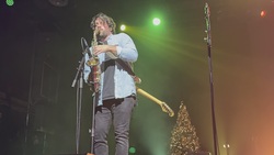 Grayscale / Aaron West and the Roaring Twenties / Arrows in Action / Super American on Dec 22, 2023 [571-small]