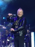 Simple Minds / The Stranglers on Nov 26, 2015 [355-small]