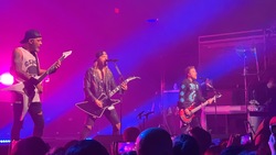 Bullet for My Valentine / Of Mice & Men / Vended on Oct 15, 2023 [217-small]