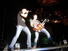 3 Doors Down / Theory of a Deadman / We Are Harlot on Aug 15, 2015 [242-small]