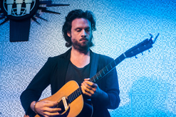Father John Misty on Sep 26, 2017 [042-small]