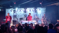 They Might Be Giants on Feb 6, 2018 [126-small]