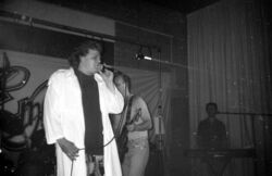 Stroke / Branded / Embrace (NL) / Dance Fools Dance / The Sly Saints on Apr 24, 1992 [798-small]