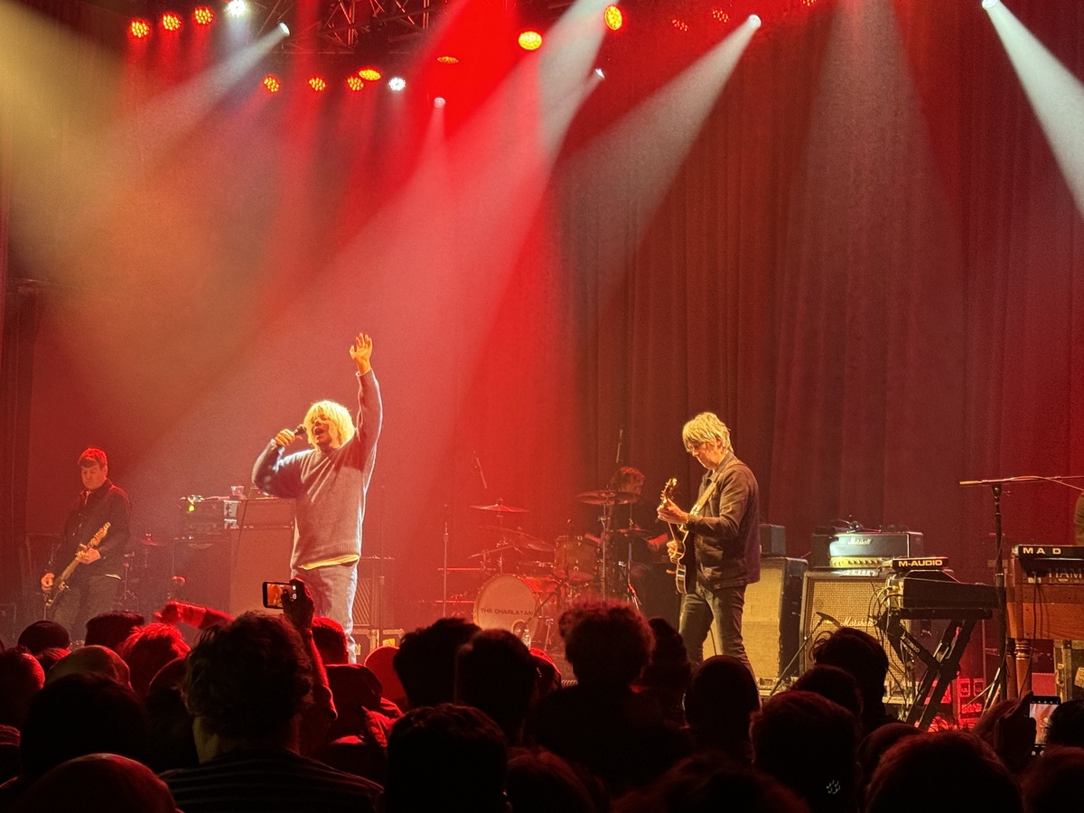The Charlatans UK Concert & Tour History (Updated for 2024) Concert