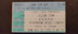 Elton John on Aug 24, 1992 [289-small]