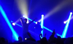 Happy Mondays on Nov 21, 2013 [573-small]