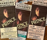 Prince / Loïs Lane on Aug 6, 1990 [937-small]