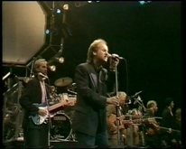 Mike and the Mechanics / The Escape Club on Apr 22, 1989 [358-small]