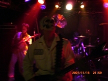 Shiroyama
, Munimuni / Teihen / Shiroyama / Floatice on Nov 16, 2007 [306-small]