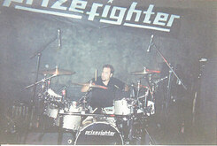 Prizefighter / Cleaner / O.H.M / The Apex Theory / Void FX on Jun 24, 2000 [372-small]