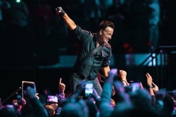 Bruce Springsteen / Bruce Springsteen & The E Street Band on Jan 27, 2016 [714-small]