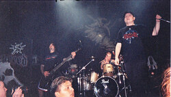 Hatebreed, Sepultura / Hatebreed / Puya / Endo on Apr 7, 2001 [551-small]