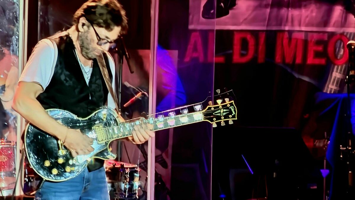 Al Di Meola Concert & Tour History (Updated for 2024) Concert Archives