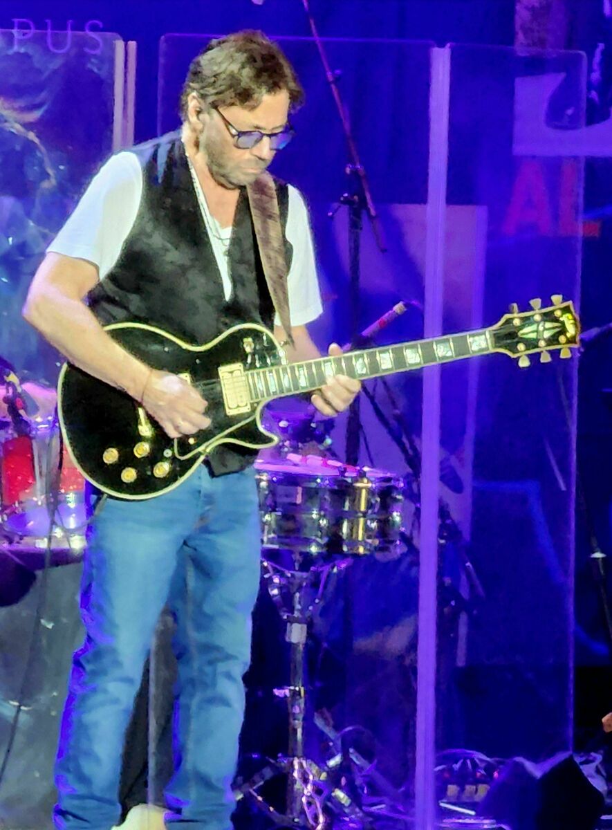 Al Di Meola Concert & Tour History (Updated for 2024) Concert Archives