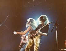 Van Halen / St. Paradise on Jun 17, 1979 [537-small]