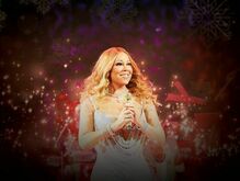 Mariah Carey on Dec 10, 2017 [232-small]
