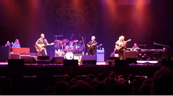 Crosby, Stills & Nash on Sep 17, 2010 [334-small]