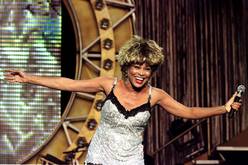 Tina Turner / Cyndi Lauper on Jun 29, 1997 [440-small]
