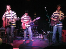 tags: The Rugbies, Des Moines, Iowa, United States, Vaudeville Mews - Talking Mountain / The Rugbies / Pharmacy Spirits on Jul 24, 2009 [100-small]