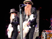 ZZ Top / Jeff Beck / Tyler Bryant on Aug 20, 2014 [579-small]
