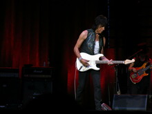 ZZ Top / Jeff Beck on Aug 16, 2014 [608-small]