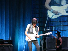 ZZ Top / Jeff Beck on Aug 16, 2014 [660-small]