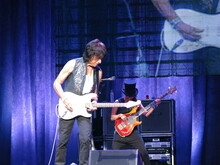 ZZ Top / Jeff Beck on Aug 16, 2014 [683-small]