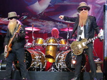 ZZ Top / Jeff Beck on Aug 16, 2014 [794-small]