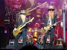 ZZ Top / Jeff Beck on Aug 16, 2014 [802-small]