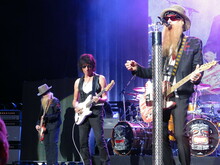ZZ Top / Jeff Beck on Aug 16, 2014 [803-small]