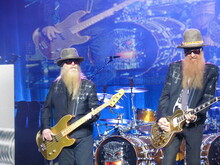 ZZ Top / Jeff Beck on Aug 16, 2014 [804-small]