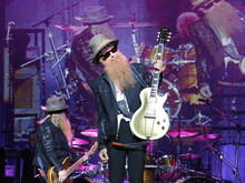 ZZ Top / Jeff Beck on Aug 16, 2014 [834-small]