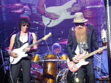 ZZ Top / Jeff Beck on Aug 16, 2014 [875-small]