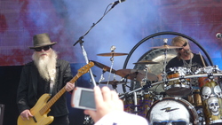 ZZ Top on May 28, 2010 [959-small]
