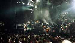 Elton John & Billy Joel on Apr 9, 2001 [153-small]