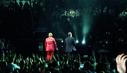 Elton John and Billy Joel on Apr 9, 2001 [154-small]