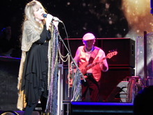 Fleetwood Mac on Apr 1, 2015 [739-small]