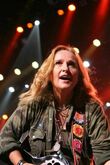 Melissa Etheridge on Aug 19, 2011 [560-small]