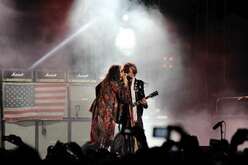 Aerosmith / Macklmore on Oct 1, 2014 [250-small]