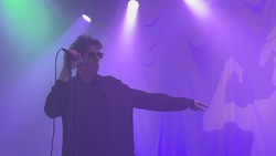 Echo & the Bunnymen / Cayucas on Sep 16, 2022 [859-small]