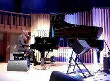 Thea Gilmore / Liam Frost on Feb 9, 2024 [077-small]