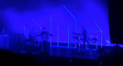 Troye Sivan / LANY on Feb 19, 2016 [849-small]